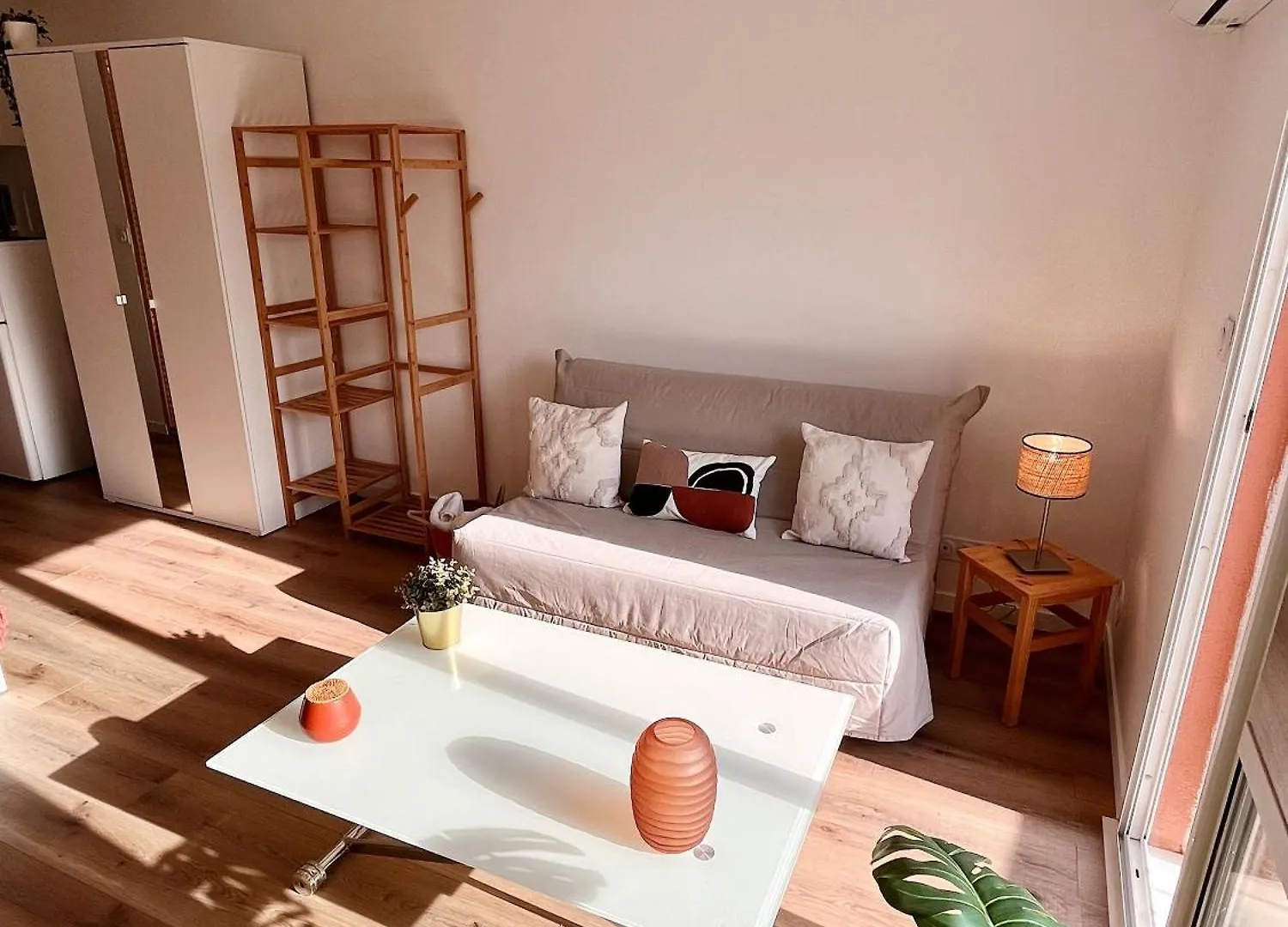Studio 4 Personnes - Proche Des Plages Saint-Raphael  Apartment Saint-Raphael (Var)